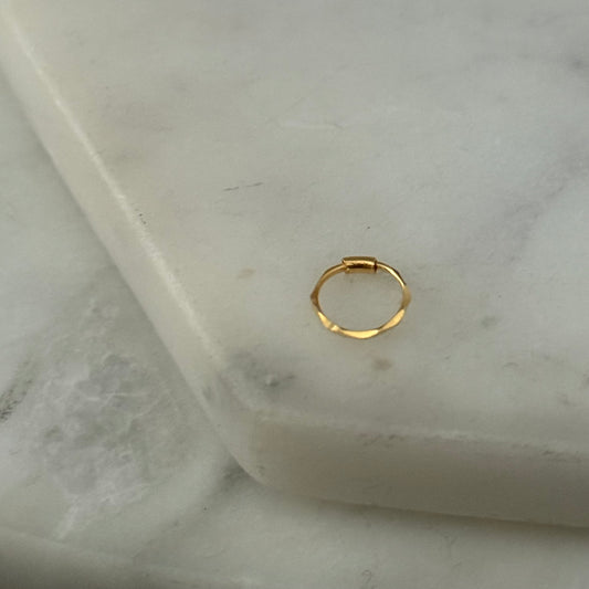 18ct gold tiny hoop | 6mm