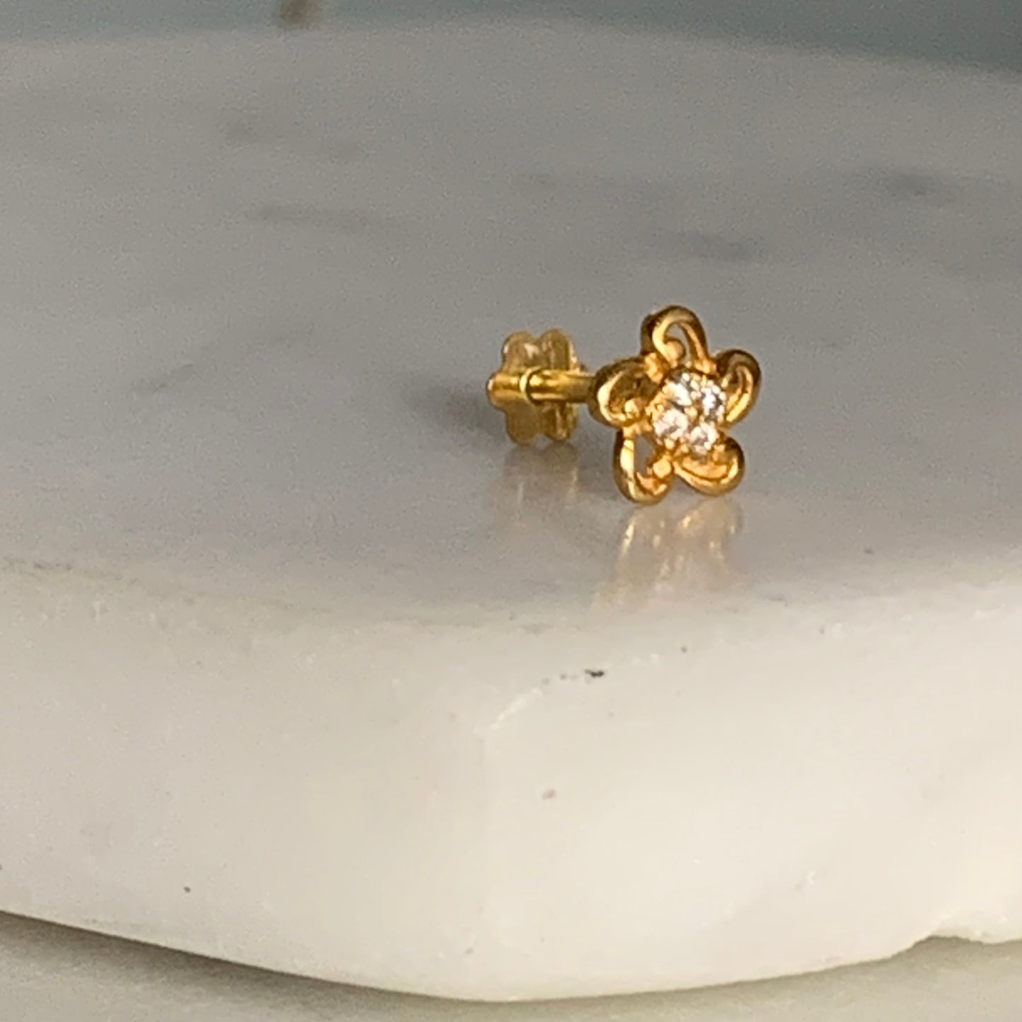 18ct Gold Single Stud | 6mm
