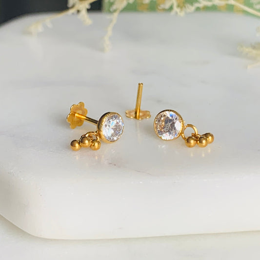 18ct Gold Dangly Stud Pair