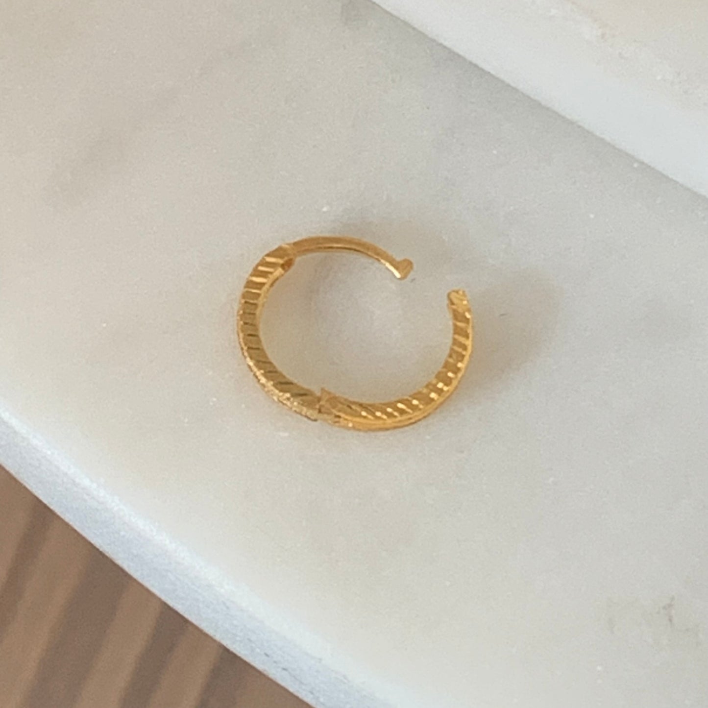 18ct Gold Hoop | 8mm