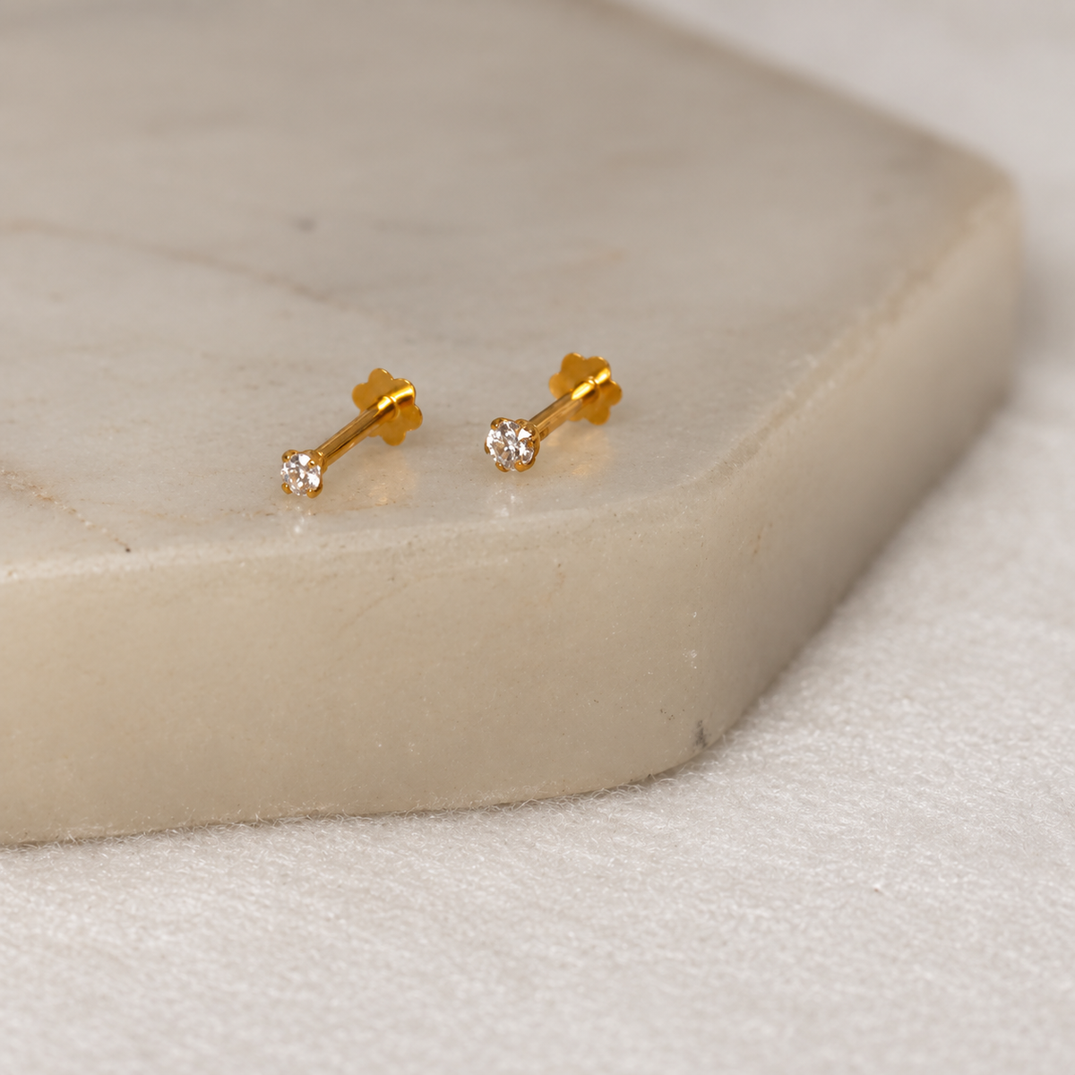 18ct Gold Stud | 1.4mm 1.8mm