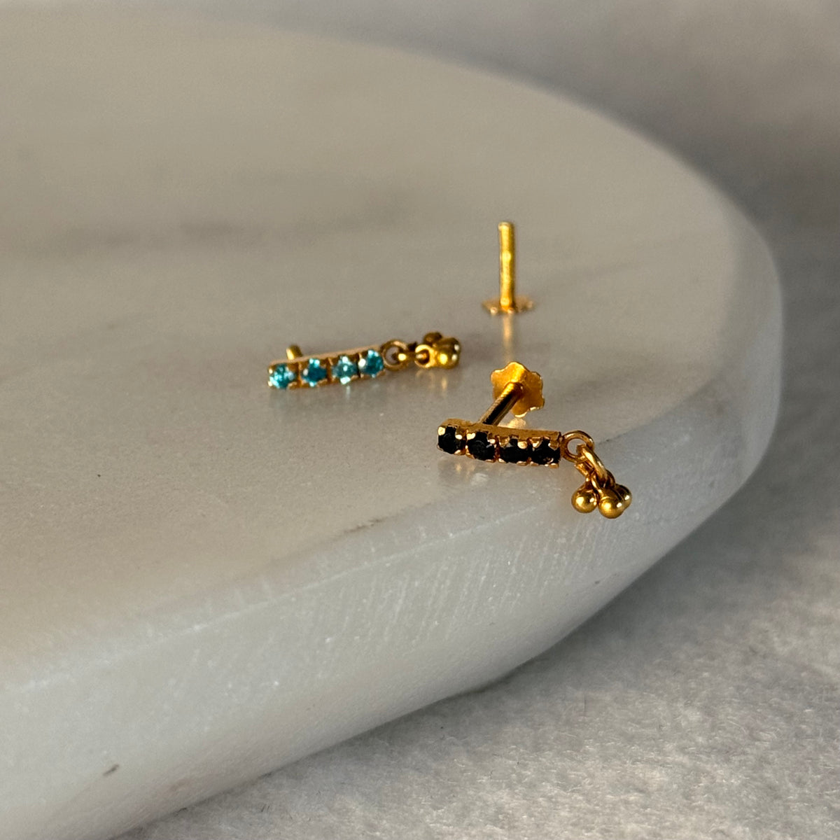 18ct Gold Drop stud (circa 2017)
