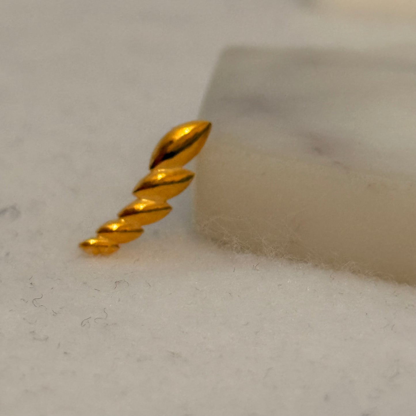 Autumnal | Leaf Climber Stud, 18ct