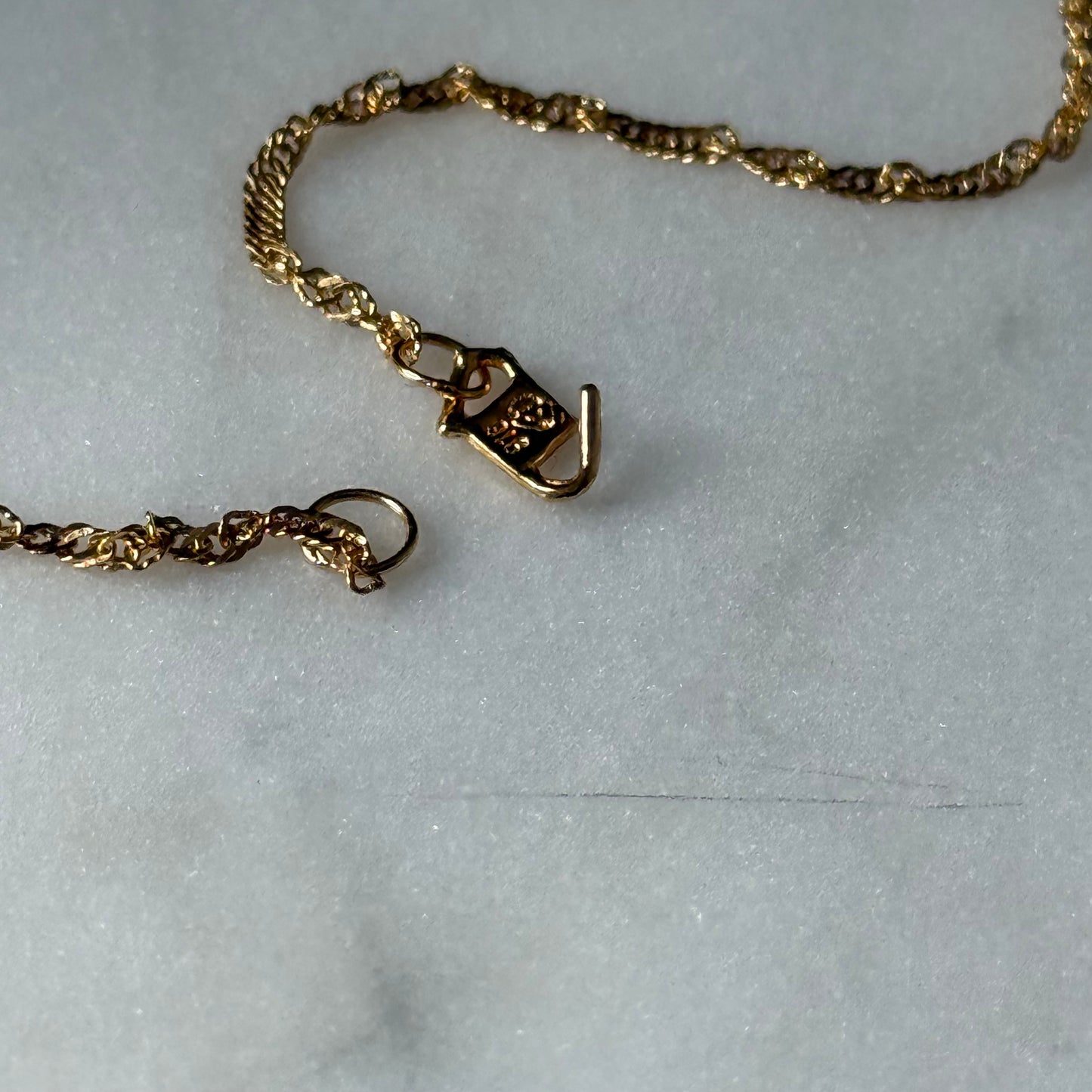 22ct Gold Dainty Ripple Chain | 16 inches