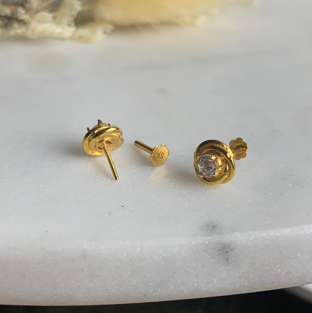 Classic 18k studs with c/z