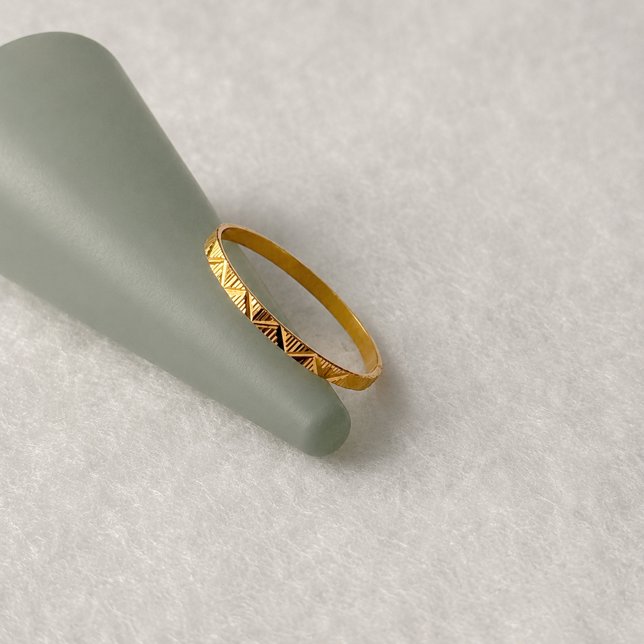 Heritage | 18ct gold band, size N