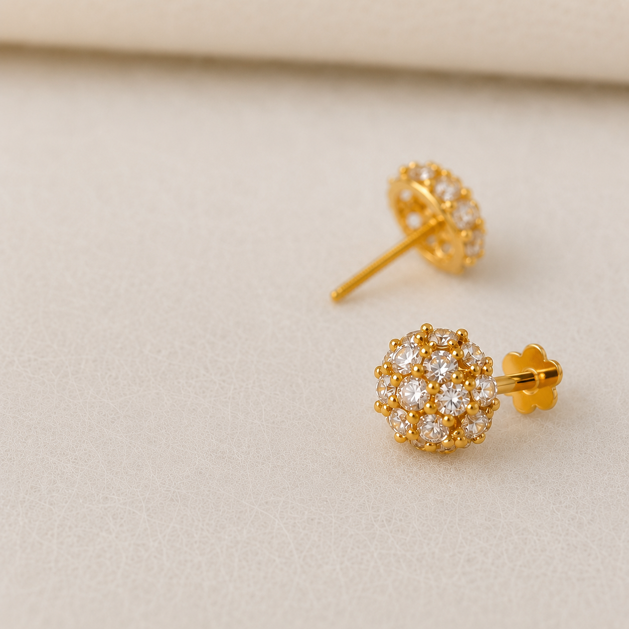 Aqsa | 18ct gold dome stud pair (6mm)