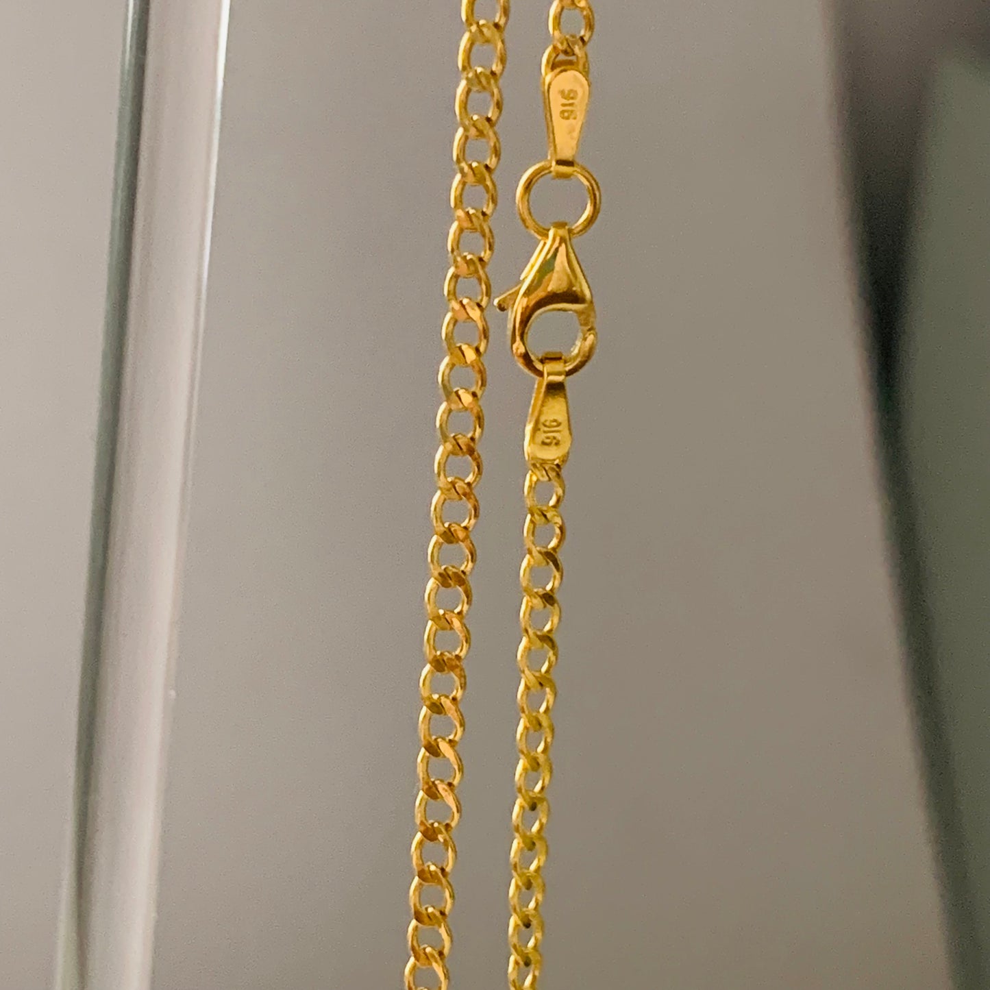 22ct Gold Contemporary ‘Curb’ Chain | 19.7 inches