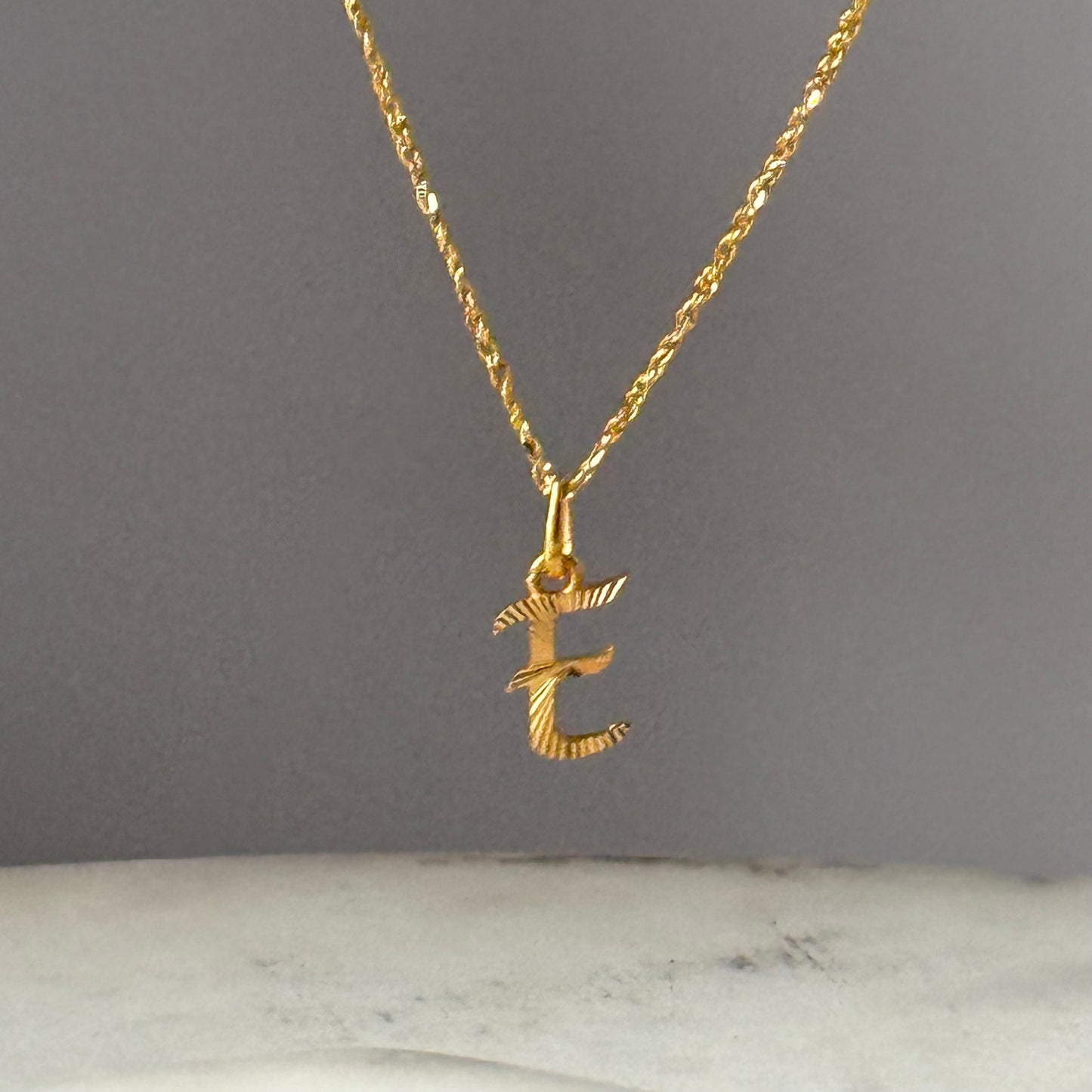 22ct gold dainty chain & pendant set