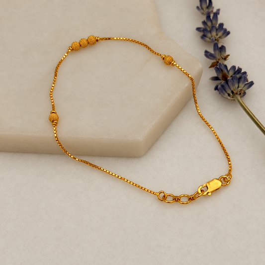 Ambia | 22ct gold minimal beaded bracelet (7.1 - 7.5 inches)
