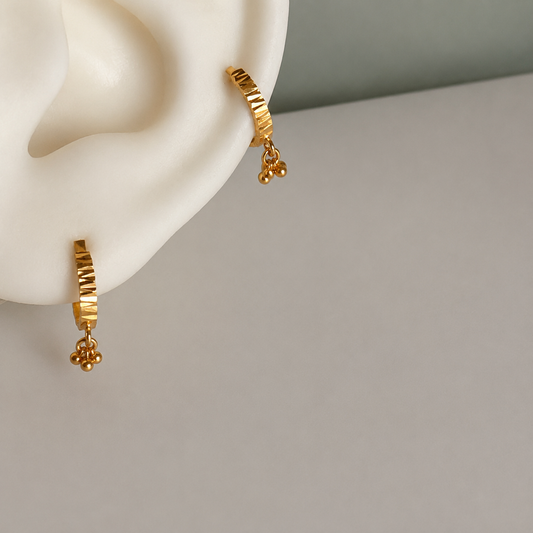 Jaipur | 18ct Gold Huggies | 8.5mm