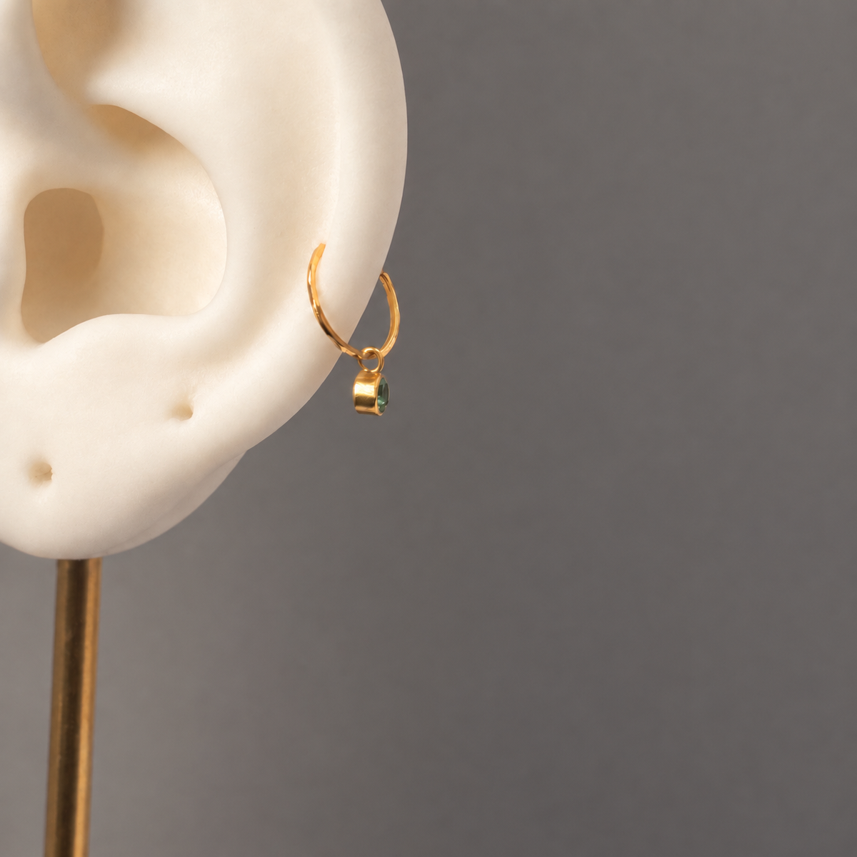 18ct Gold Emerald Drop Hoop | 8mm