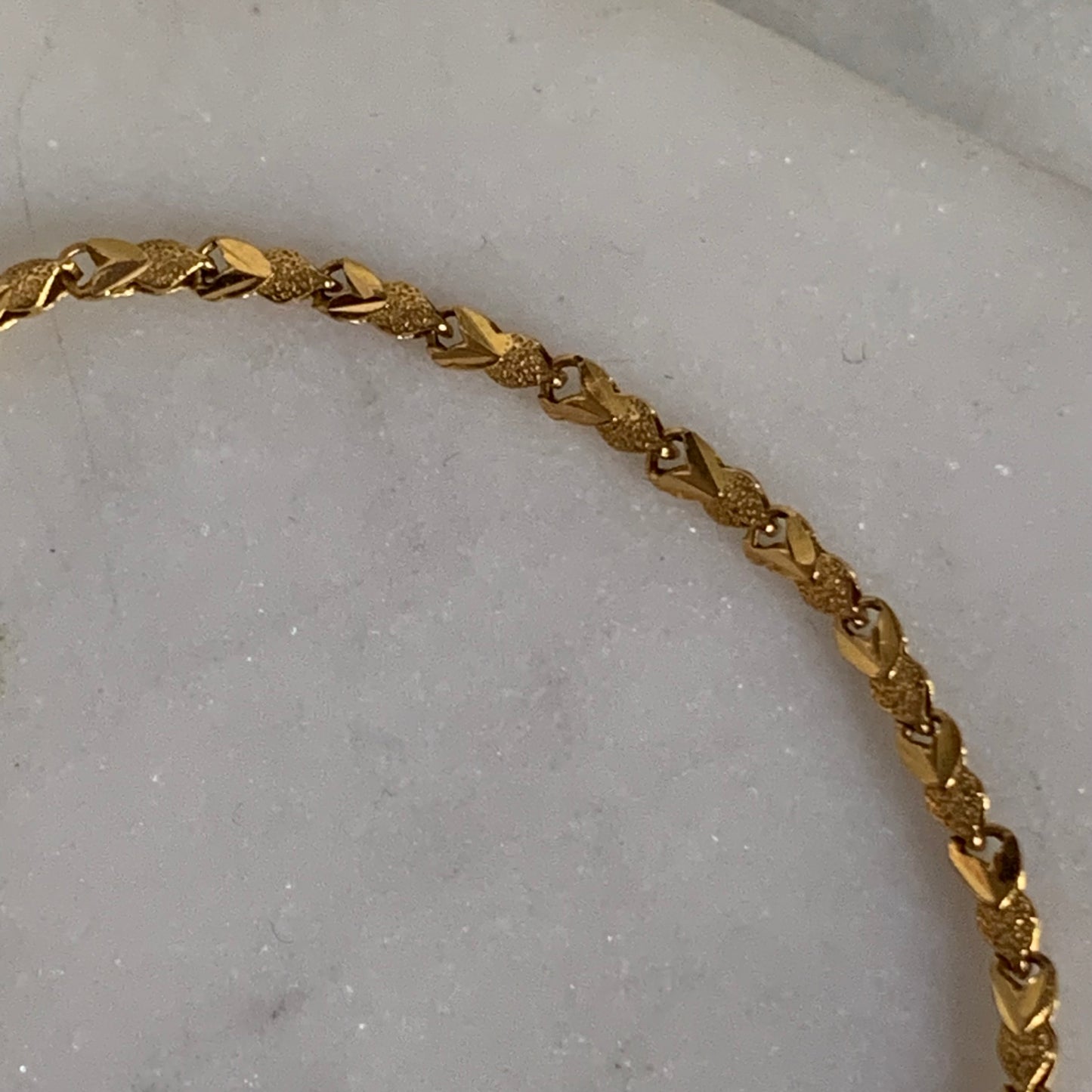 Classic 22 carat Gold Bracelet | 6.8 inches