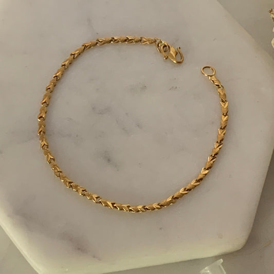 Classic 22 carat Gold Bracelet | 6.8 inches