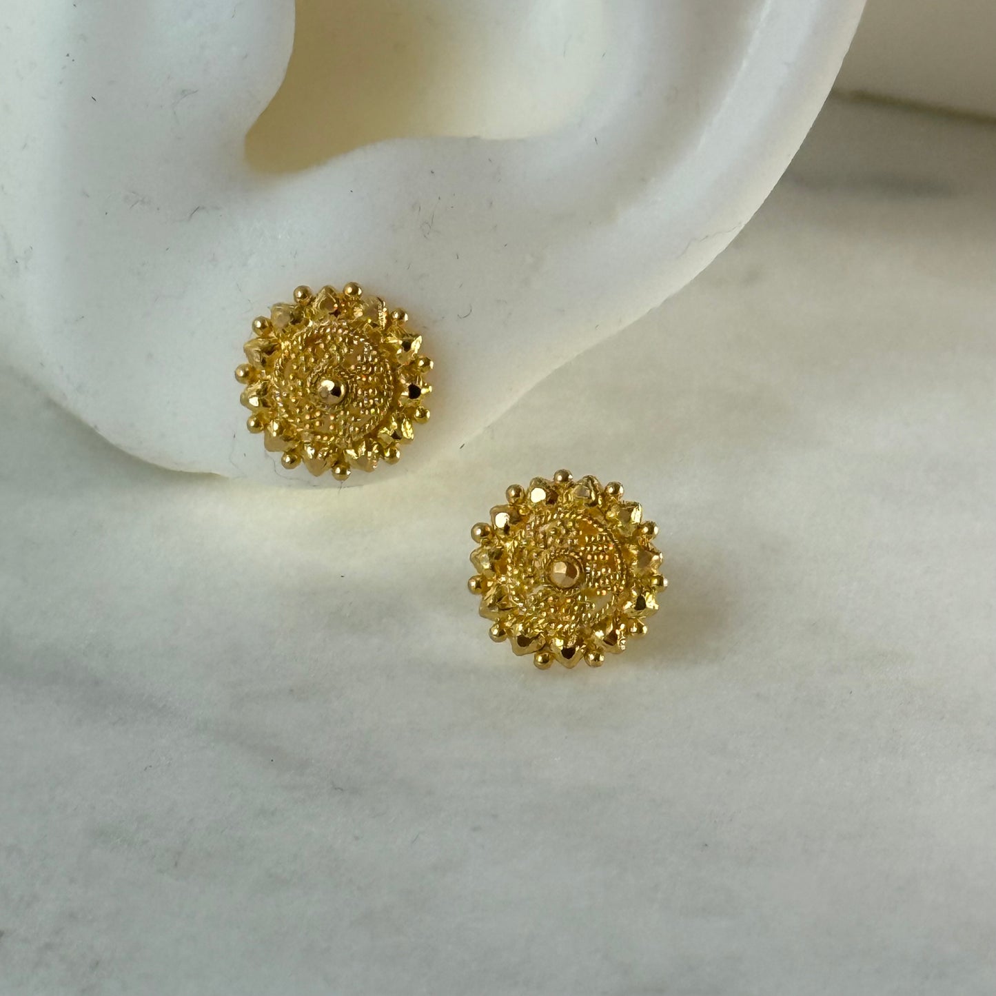 22ct Gold Stud Pair | 11mm
