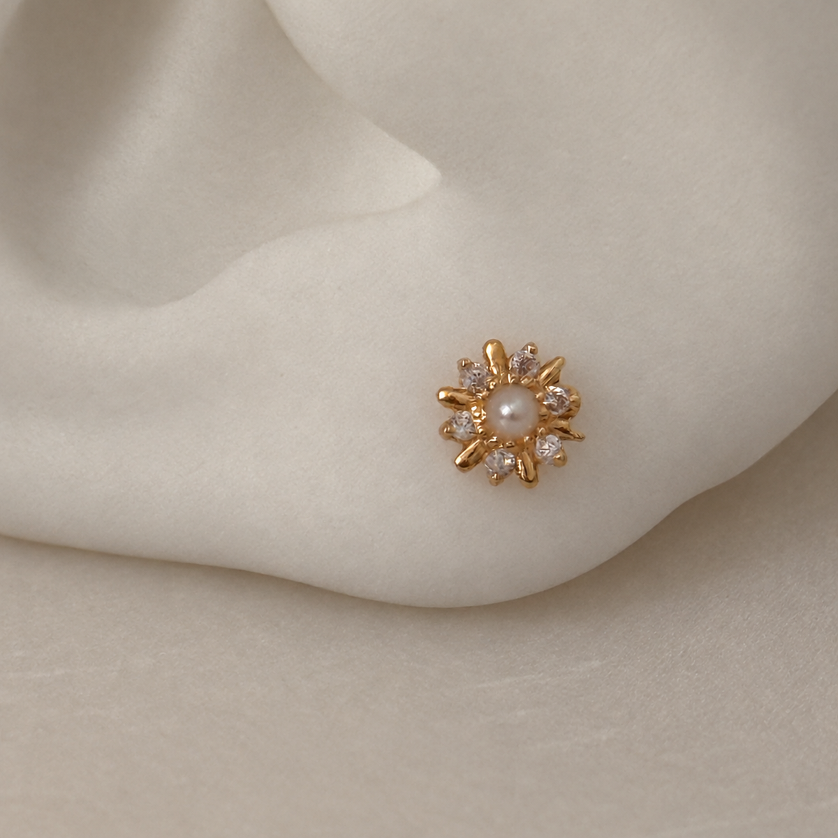 Mayfair | Pearl Petal, (14ct)