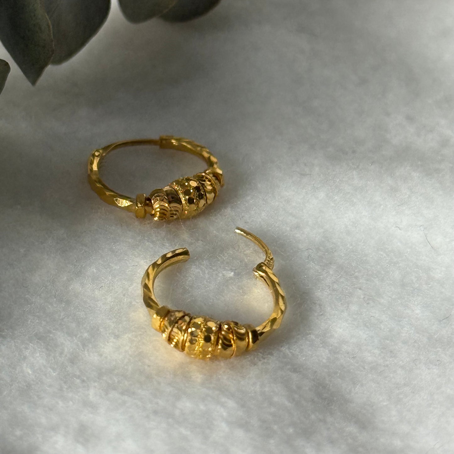 22ct gold hoop pair | 11mm