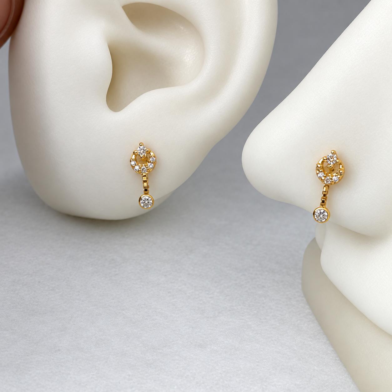 Petite drop Elle | 18ct