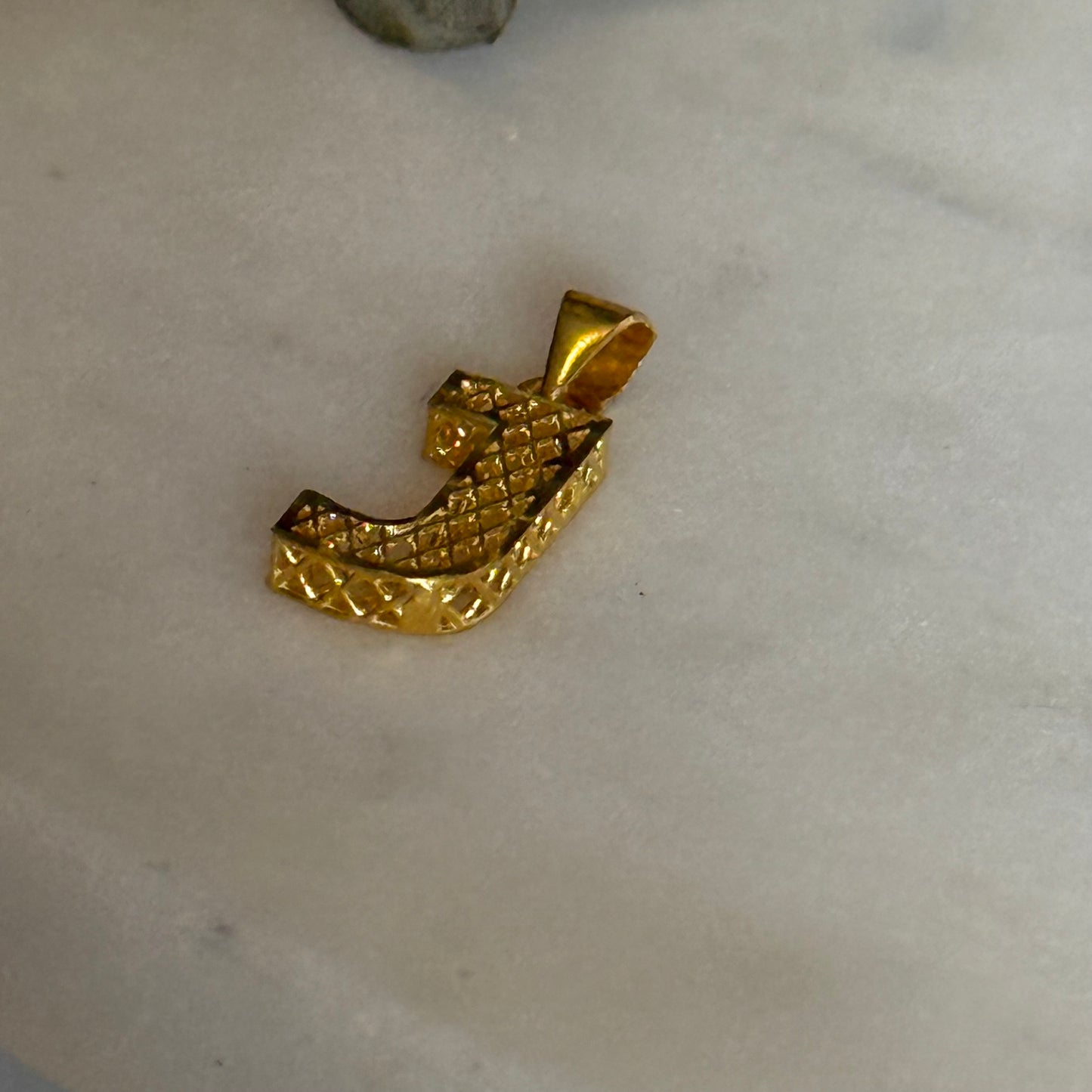 22ct gold small J pendant