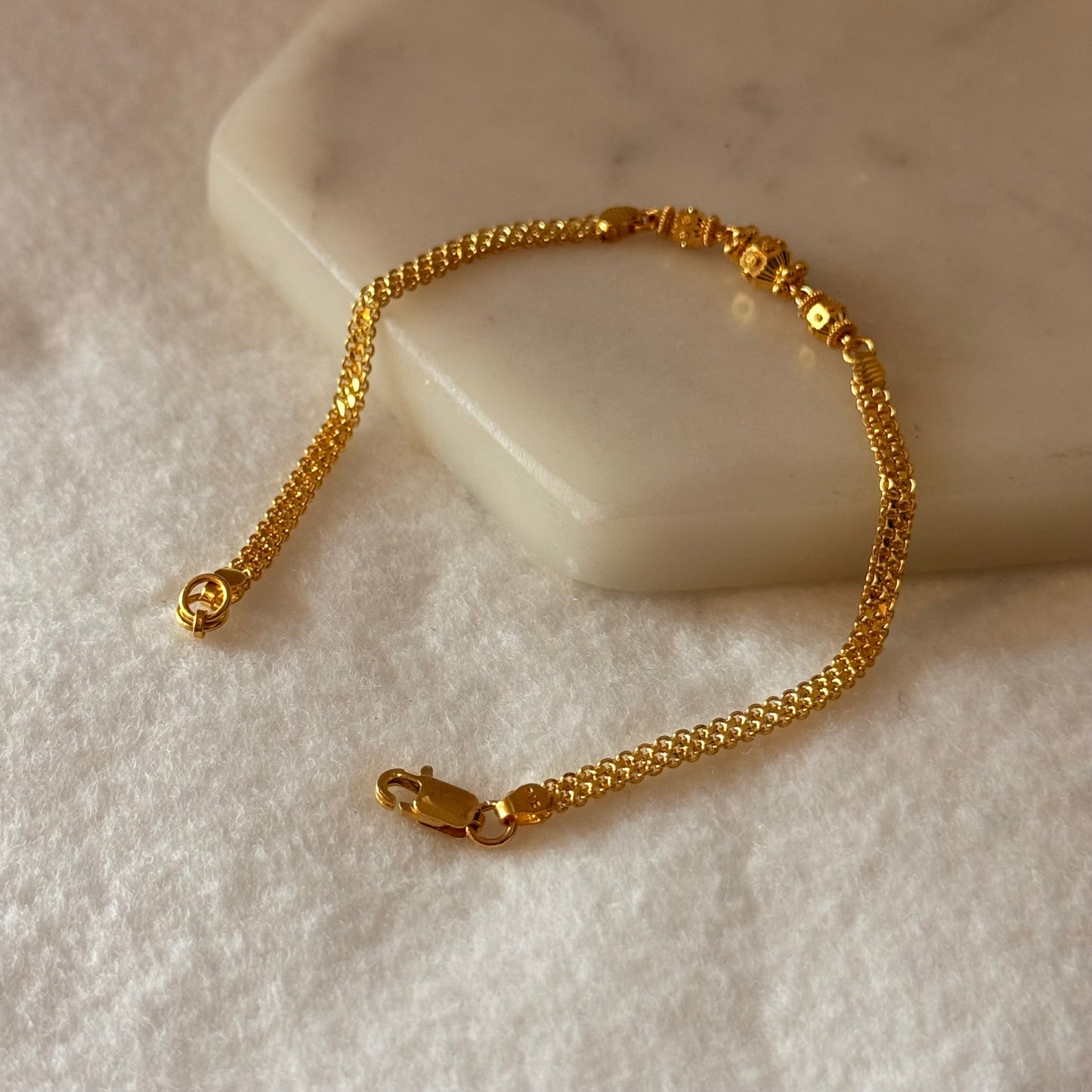 Lahore | 22ct gold classic bracelet