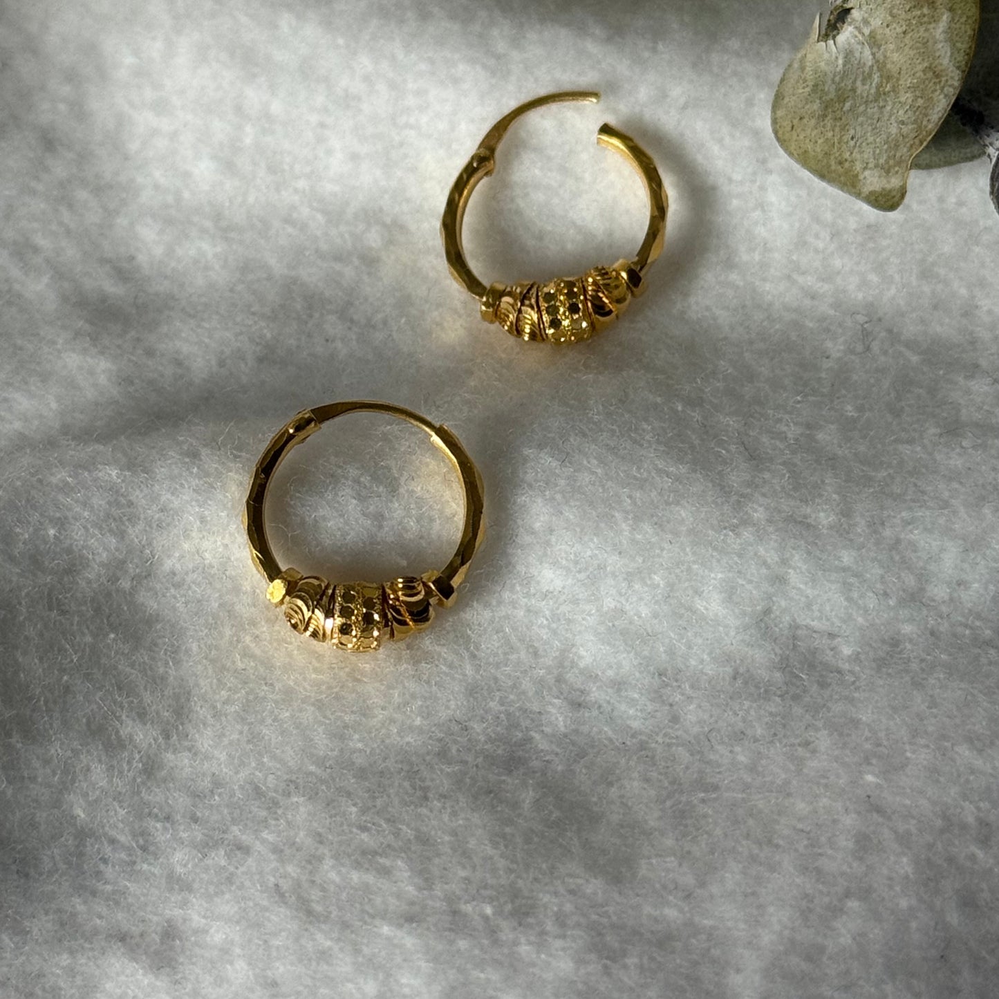 22ct gold hoop pair | 11mm
