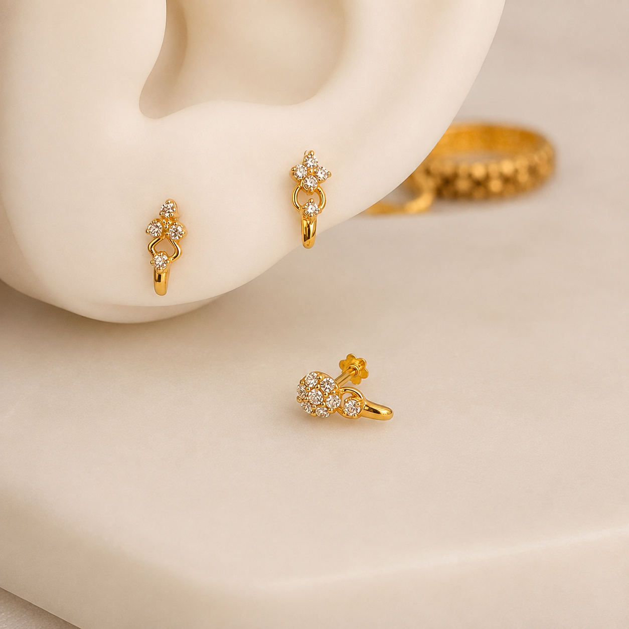 Olive I | 18ct gold drop stud