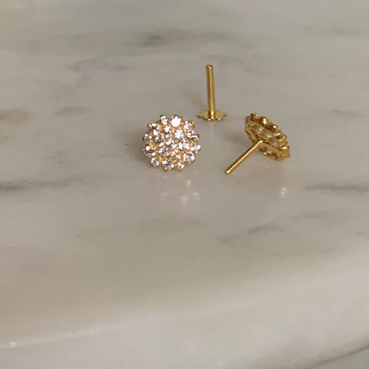 18 carat gold c/z cluster stud pair | 7mm