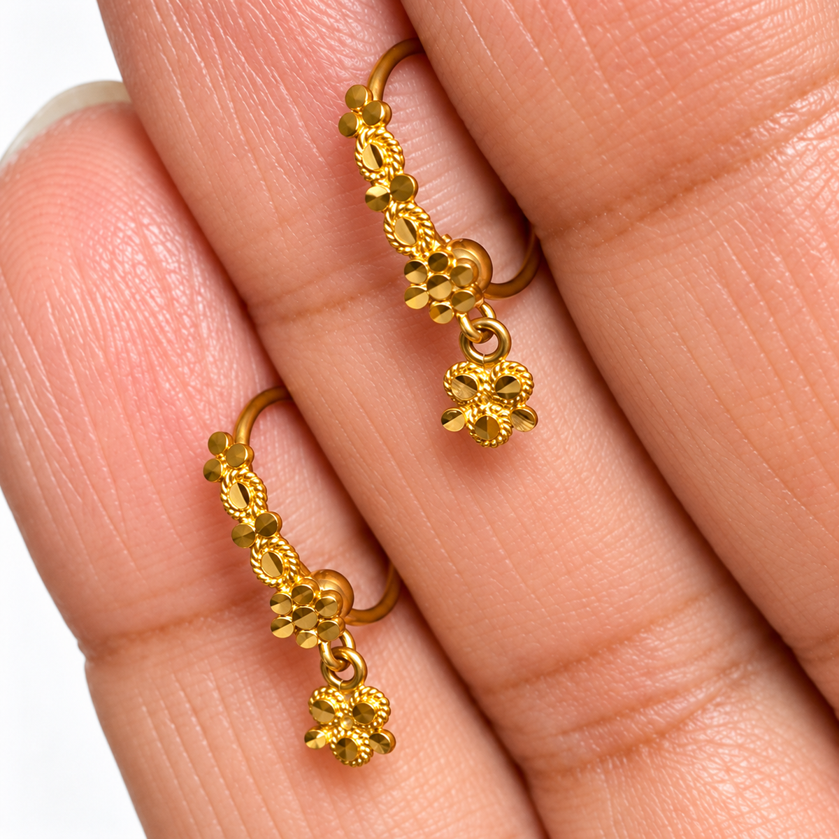 Eliyah- 18ct gold hoop