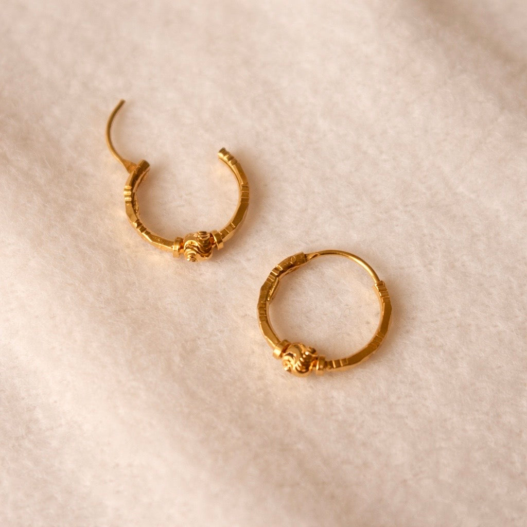 22ct gold hoop | 10mm (small)