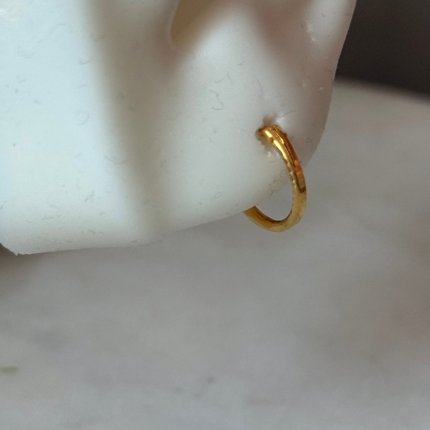 18ct gold hoop pair | small