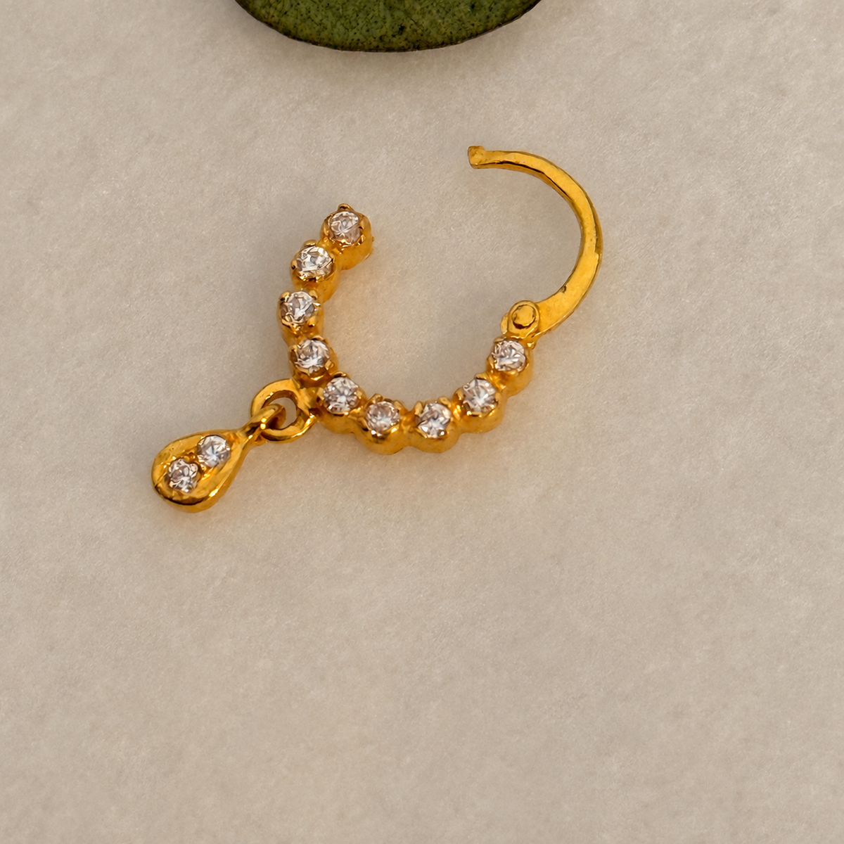 Zareen | 18ct nose ring