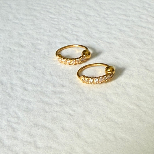 18ct gold single hoop