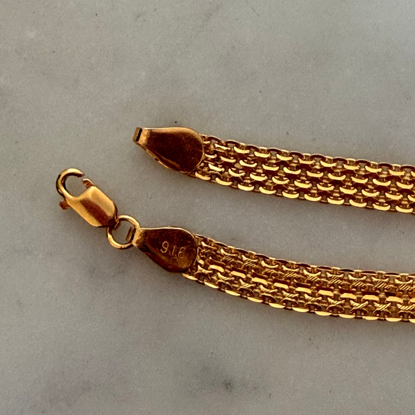 22ct gold flat baby bracelet (Copy)