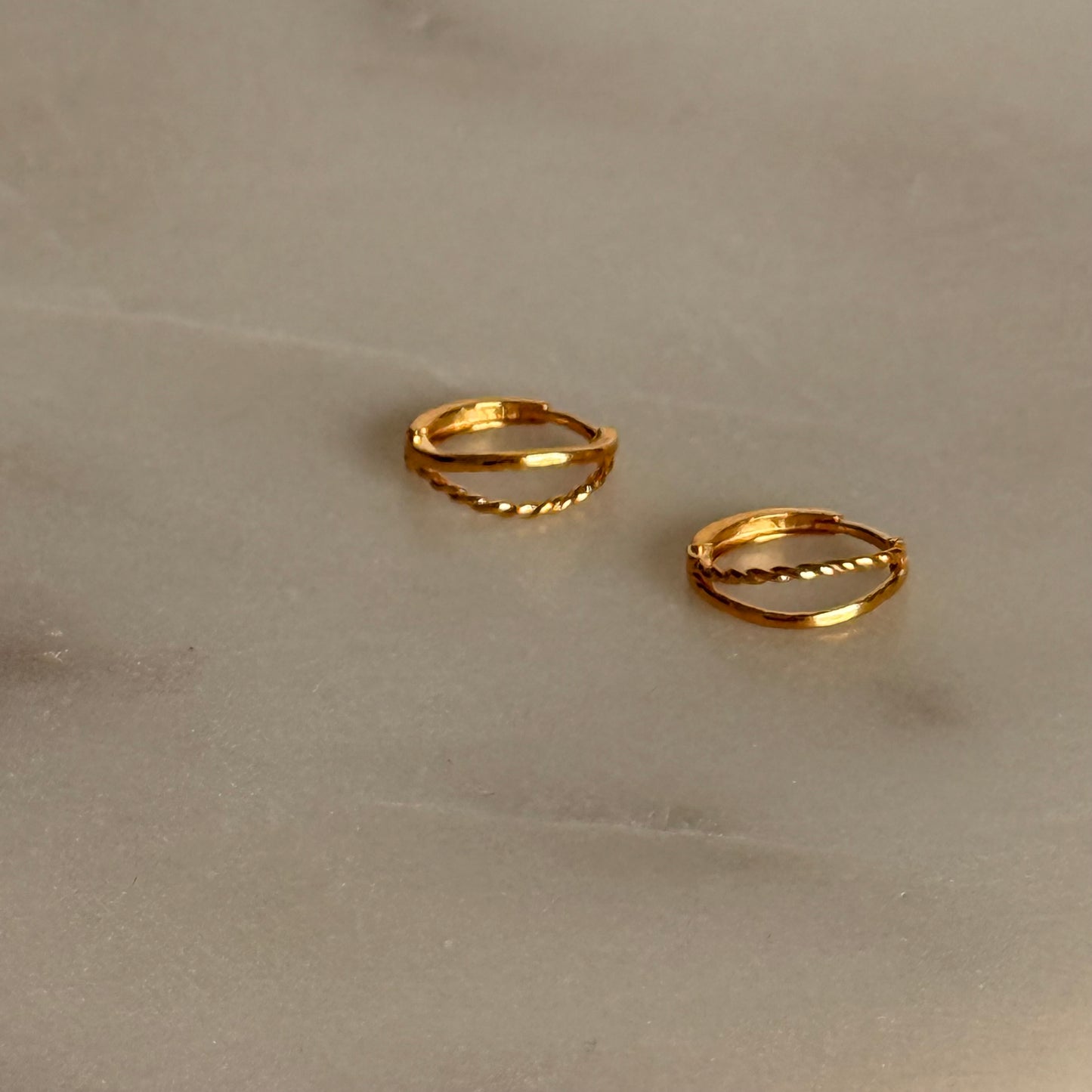 Signature | Classic 9mm double band Hoops in 18ct Gold