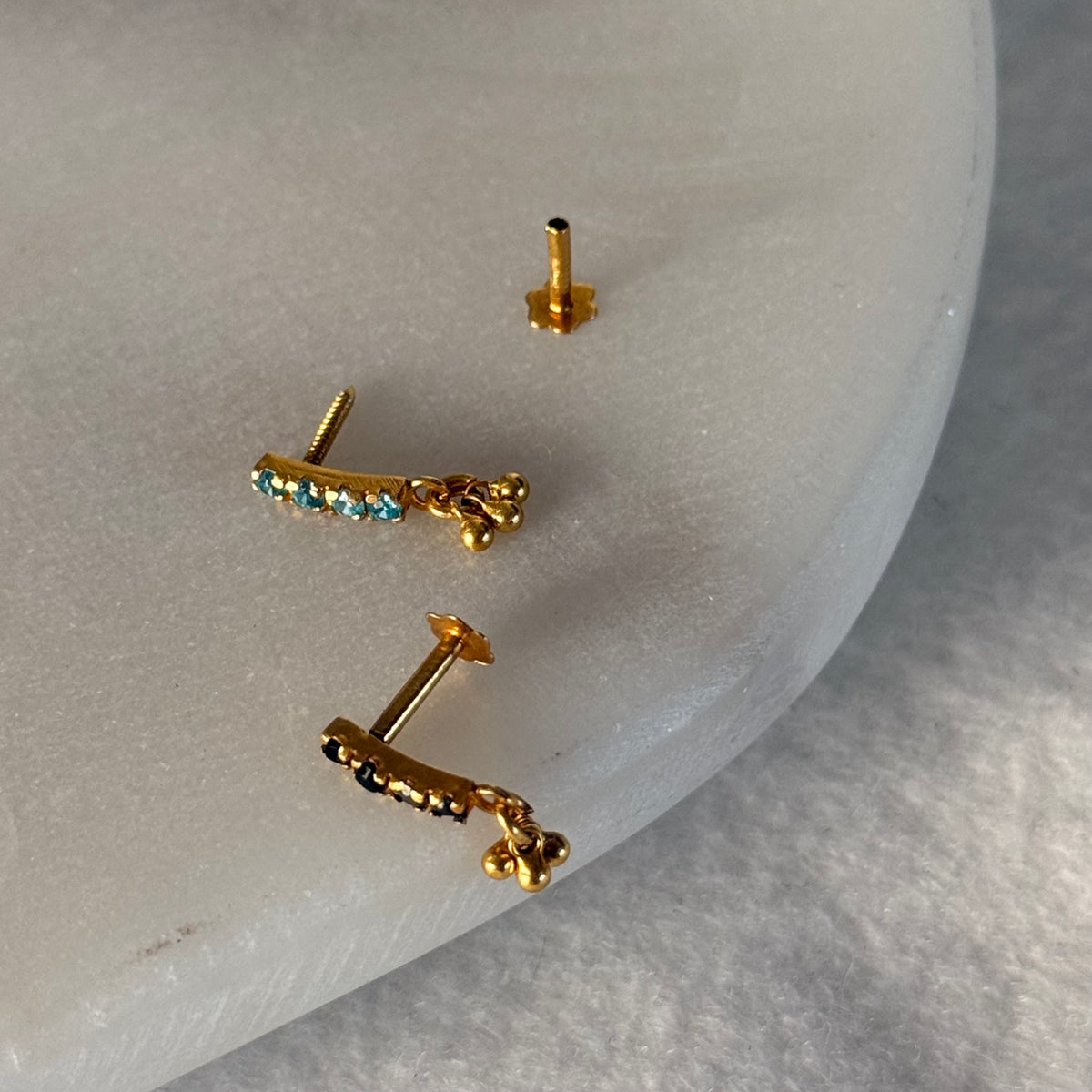 18ct Gold Drop stud (circa 2017)