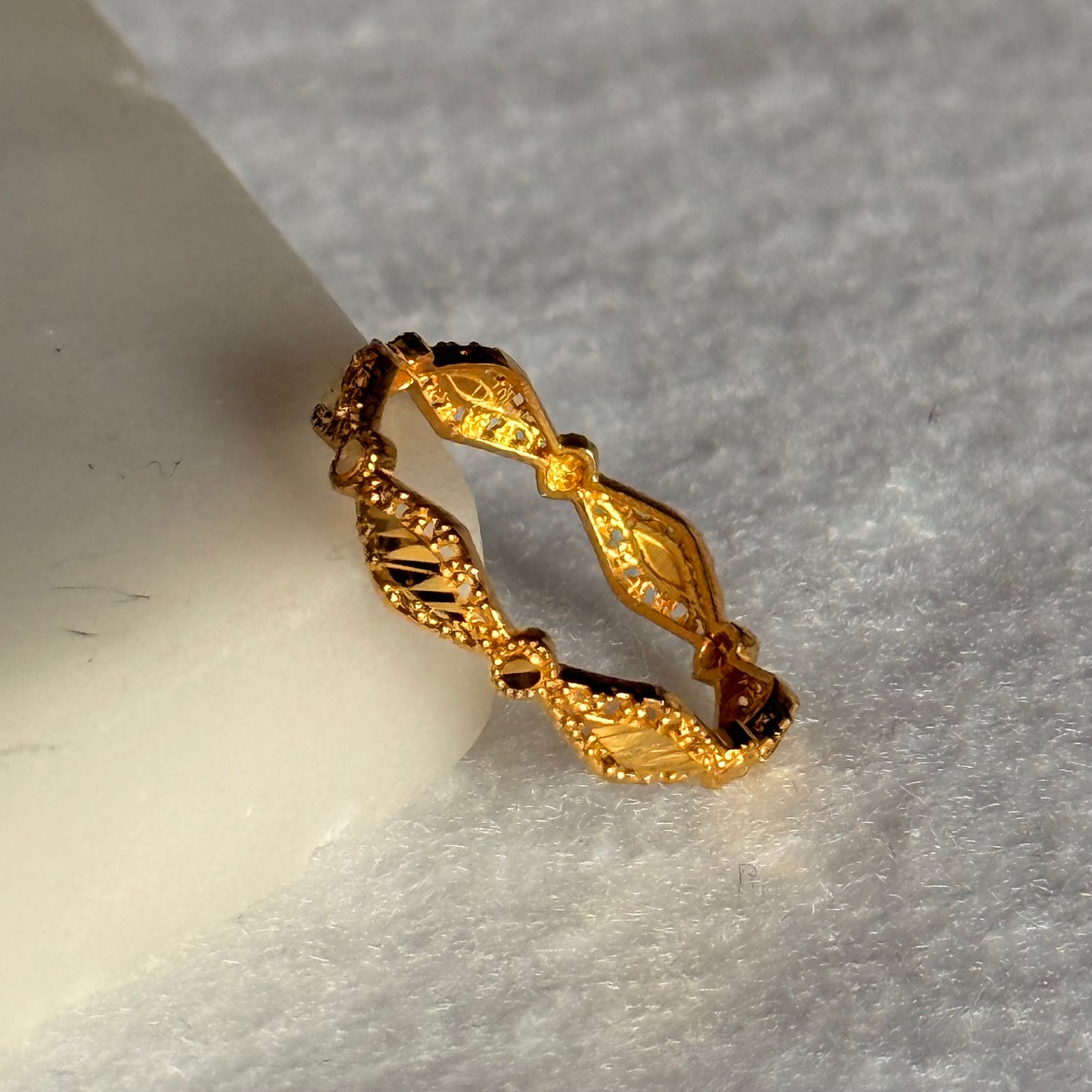 Golden Whimsical, 22ct | size i (xs)