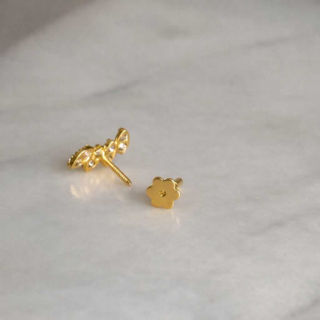 Climber stud - 18ct gold