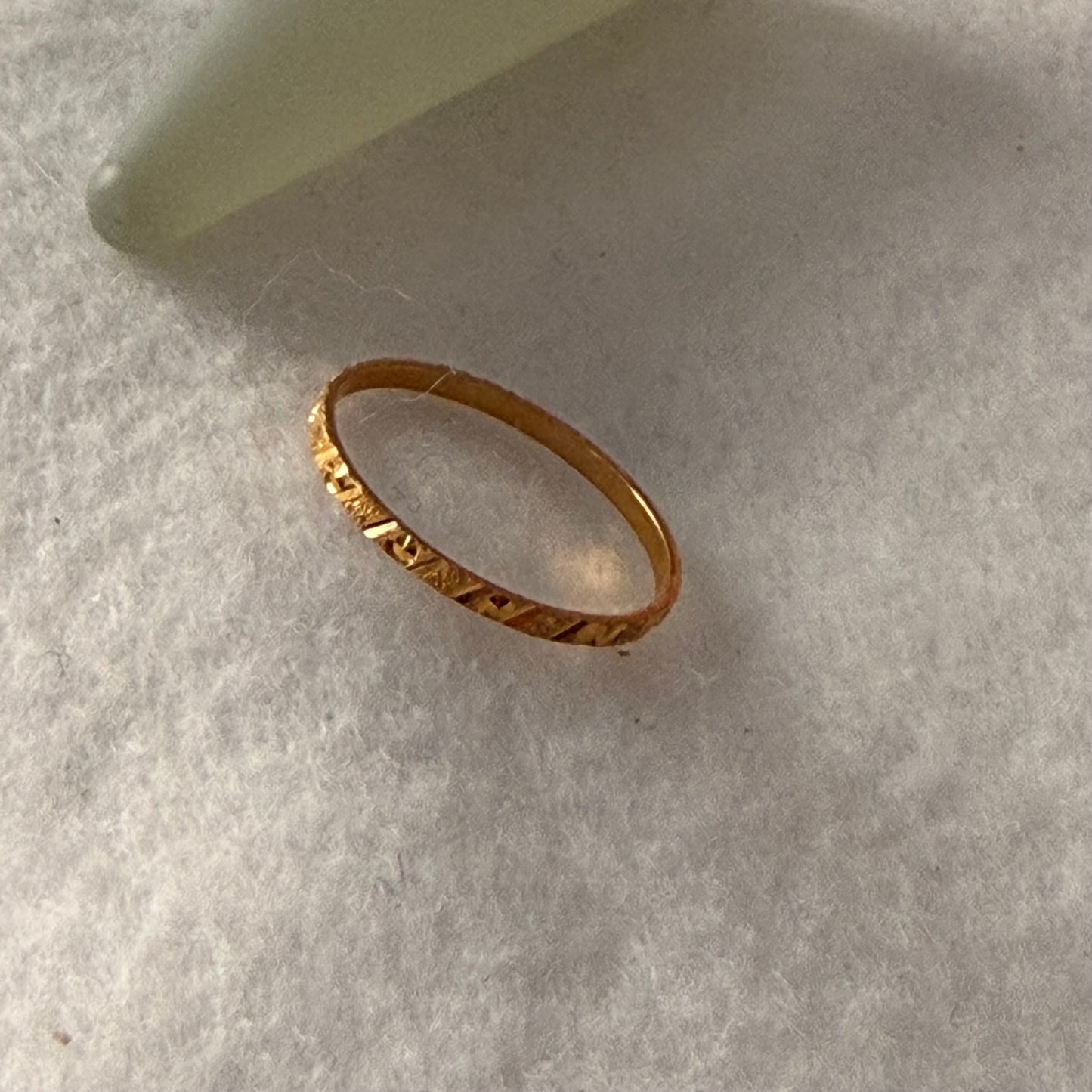 Heritage | 18ct gold band, size N (1)