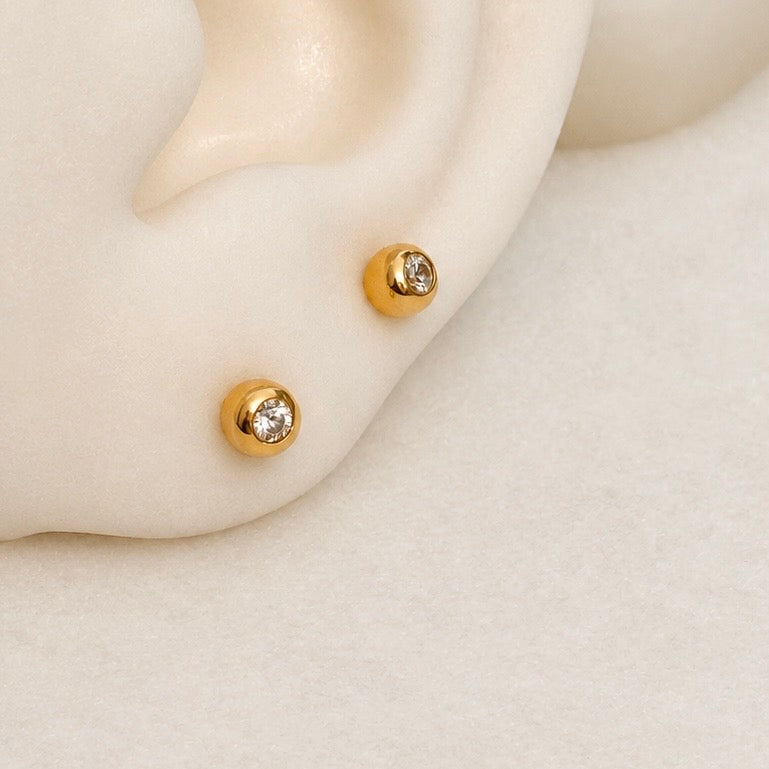 Autumnal | Halo, 18ct gold stud