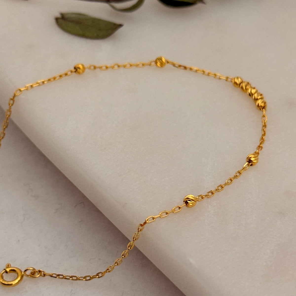 Minimal 22ct gold beaded bracelet