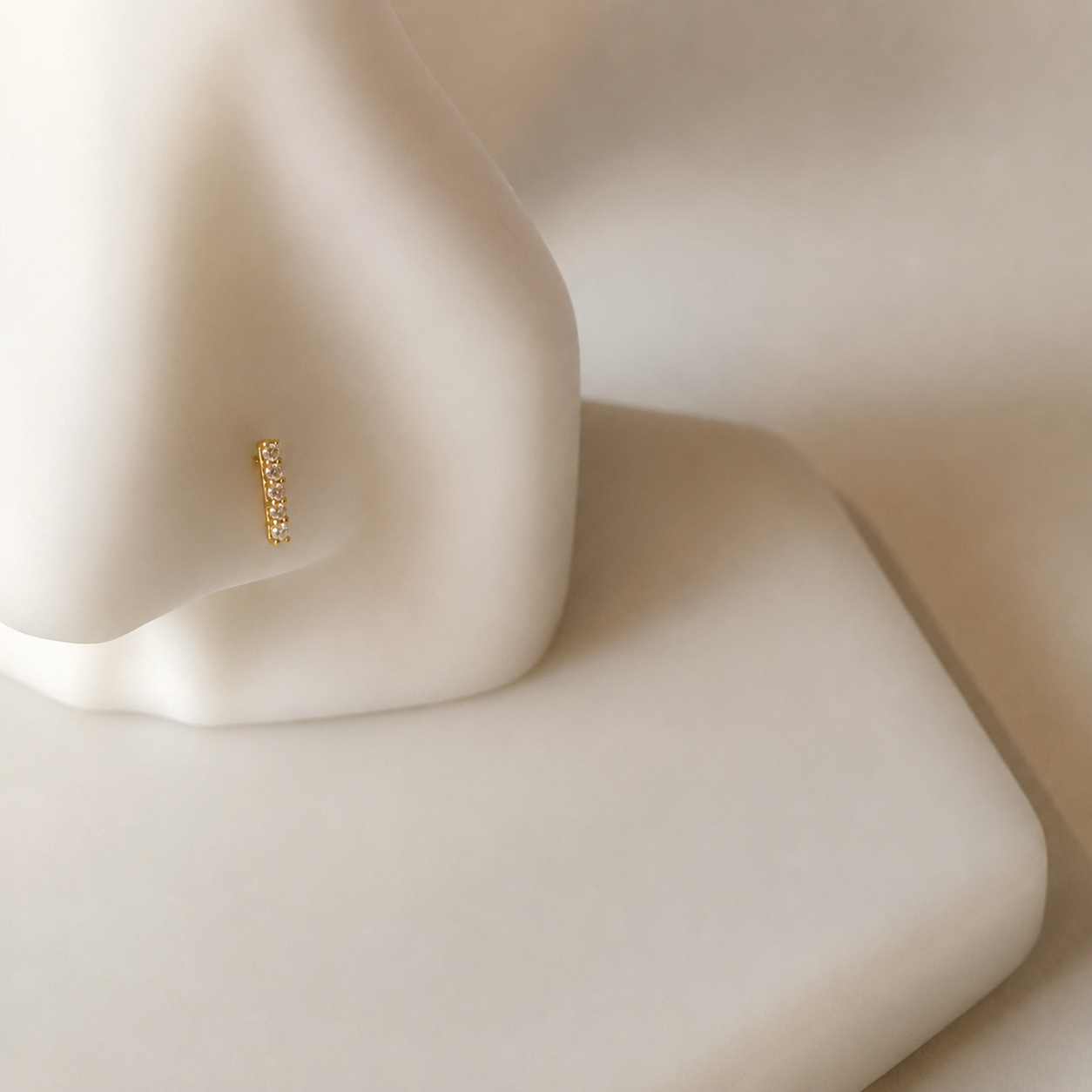 Diamanté Bar stud | 18ct gold