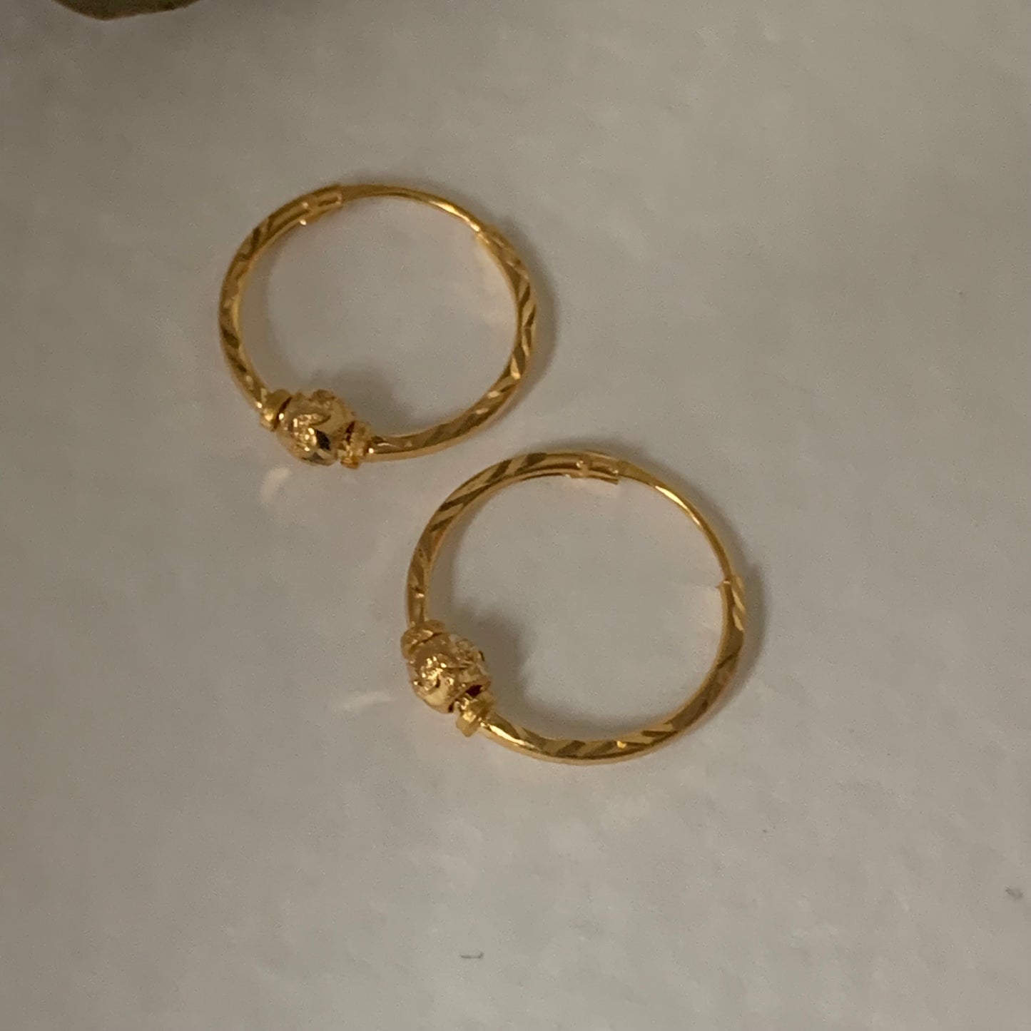 18ct Gold Hoop Pair | 14mm