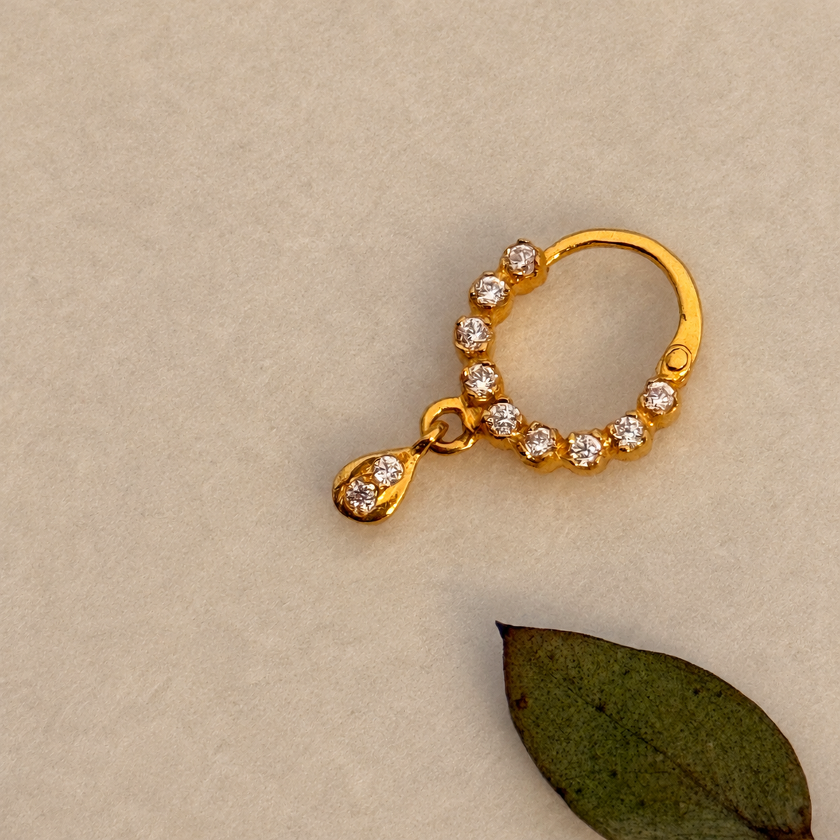 Zareen | 18ct nose ring