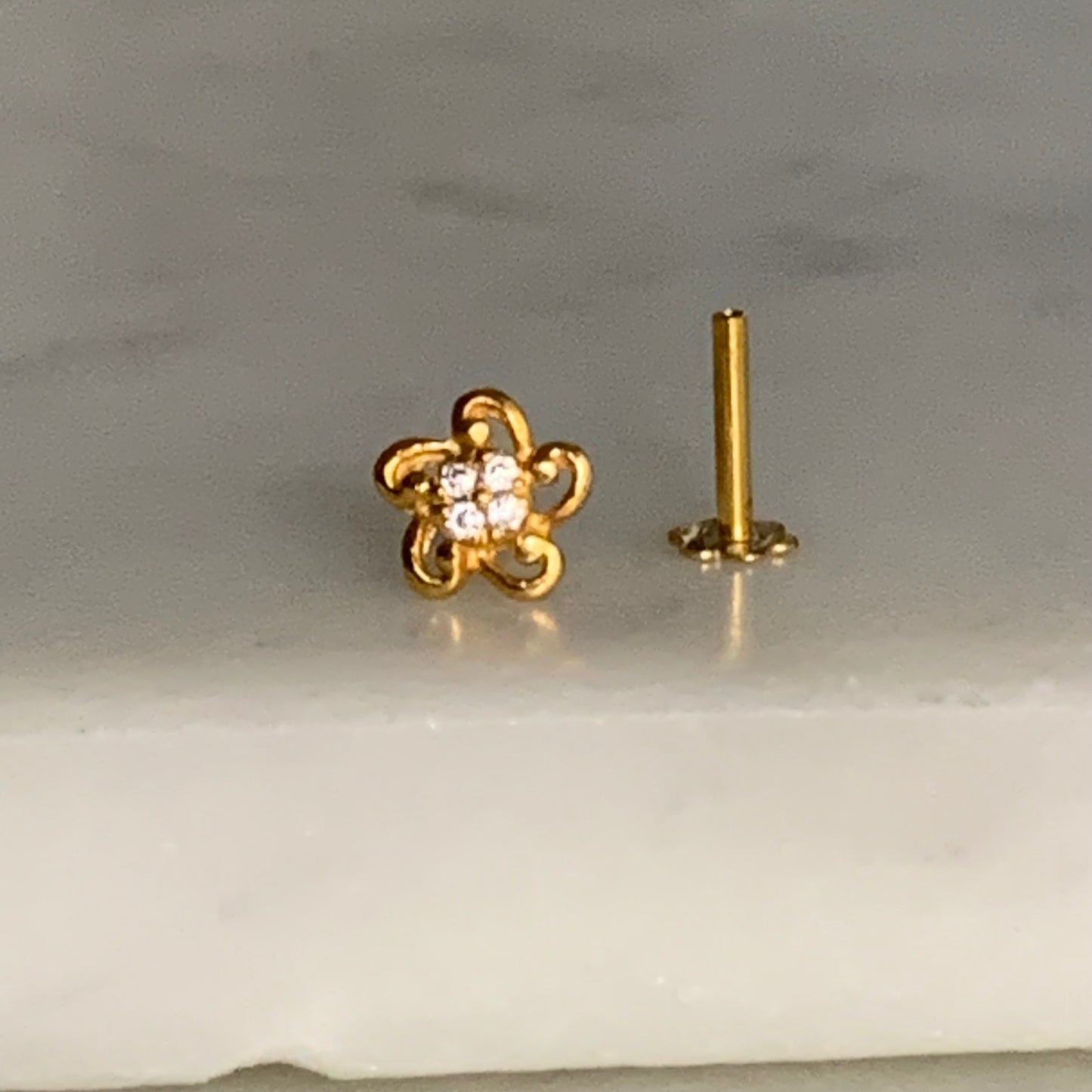 18ct Gold Single Stud | 6mm