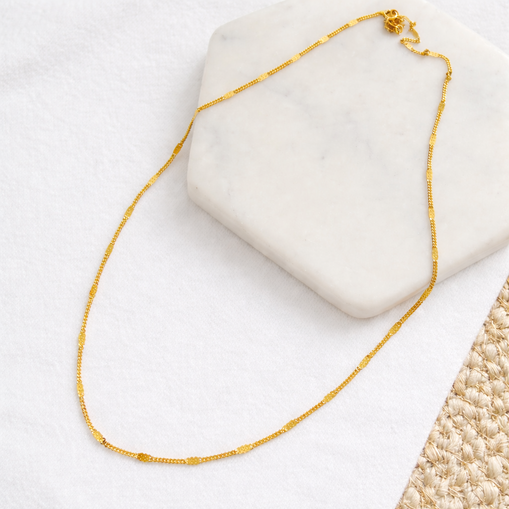 London, 22ct Gold Necklace