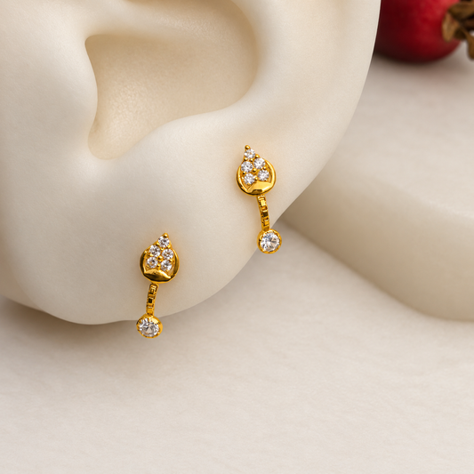 Blue | 18ct gold pe’tite drop stud