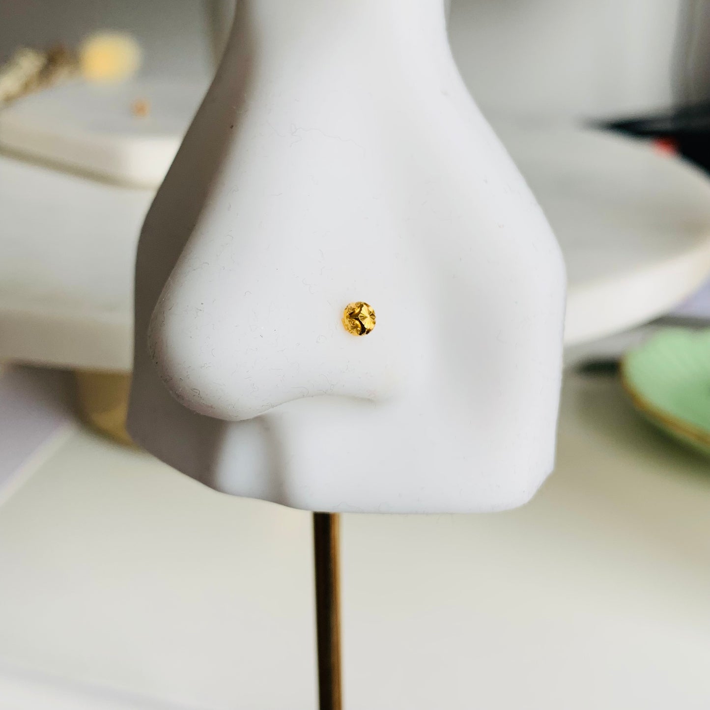 18ct Gold Stud