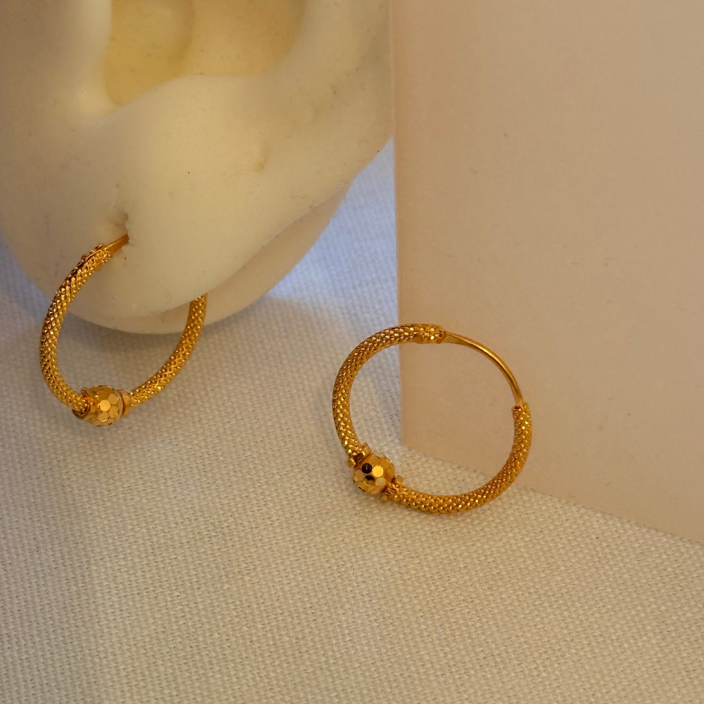 Jaipur | 22ct Gold Hoops (14mm)