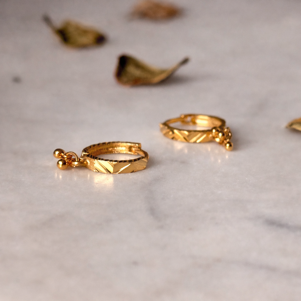 Chennai, 18ct triple dangly hoop | 8mm