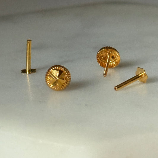18ct gold round stud pair | 5mm